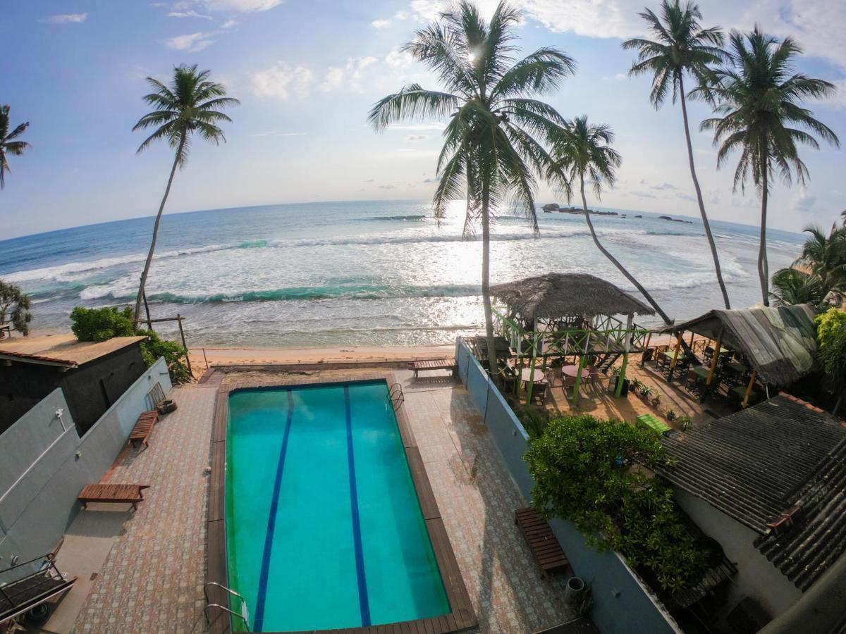 Lucky Seven Beach Resort Hikkaduwa Luaran gambar