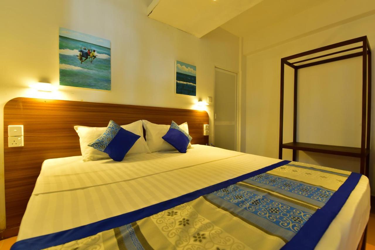 Lucky Seven Beach Resort Hikkaduwa Luaran gambar